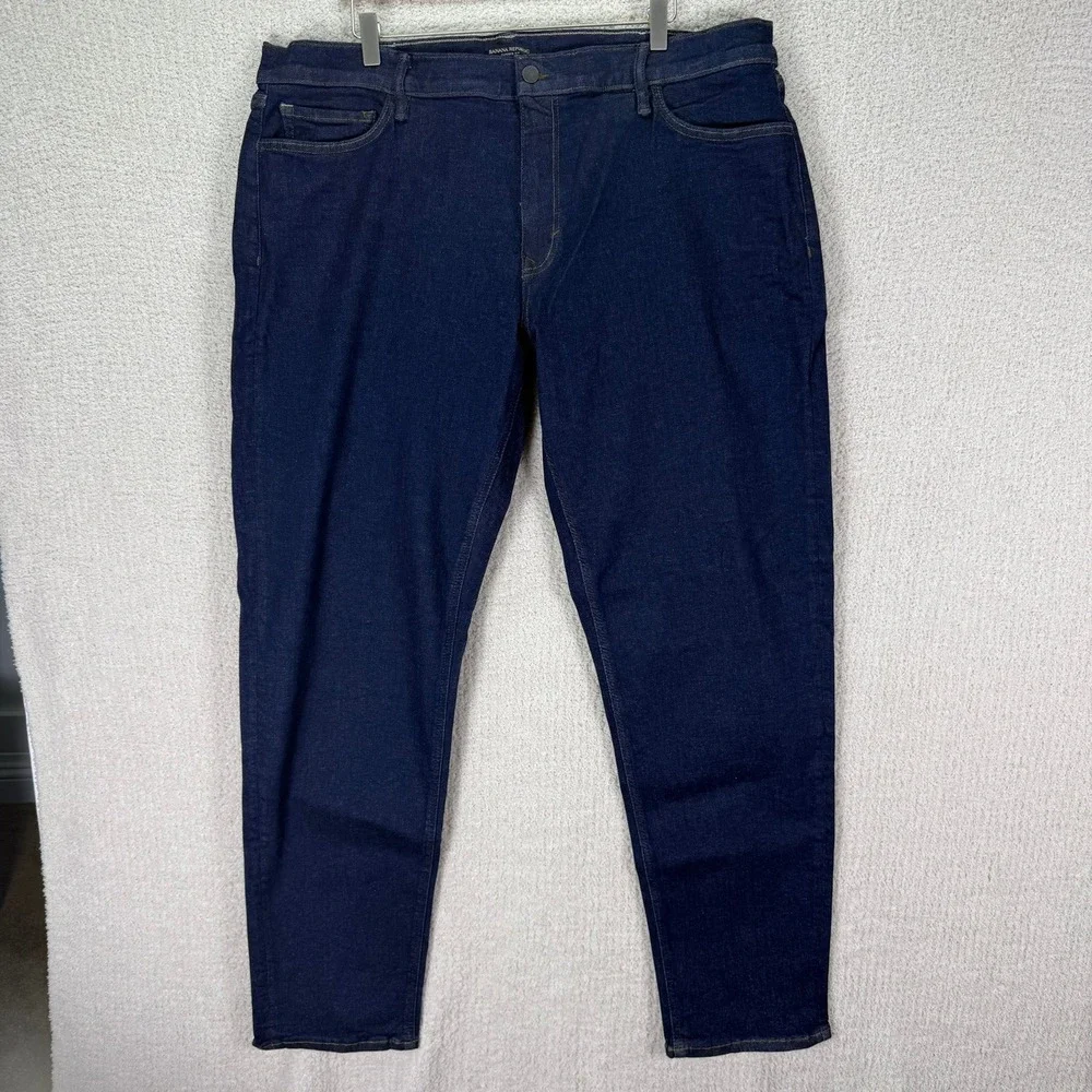 Banana Republic Dark Wash Denim Jeans Size 42x34 Tapered‎ Fit Mens